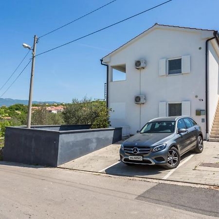 Apartment Trava Klimno Exterior foto