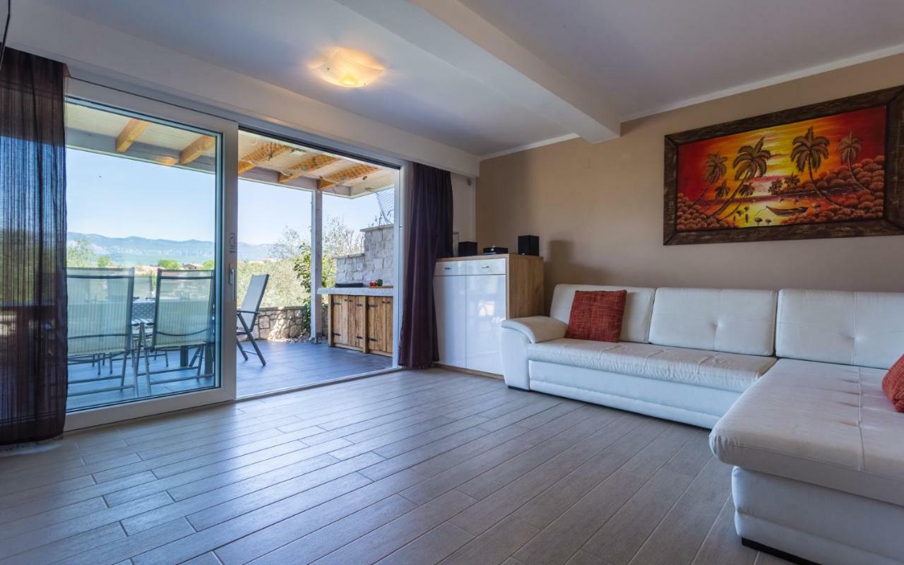 Apartment Trava Klimno Exterior foto
