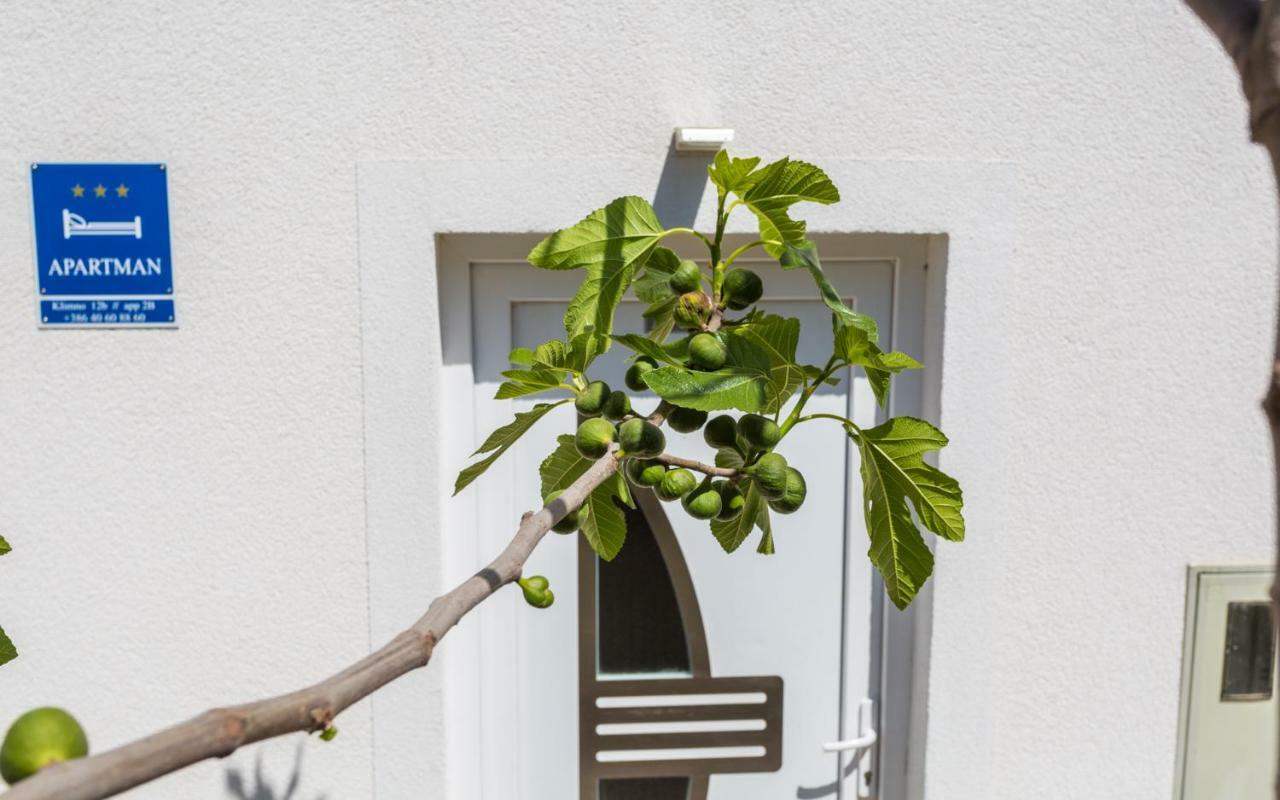 Apartment Trava Klimno Exterior foto